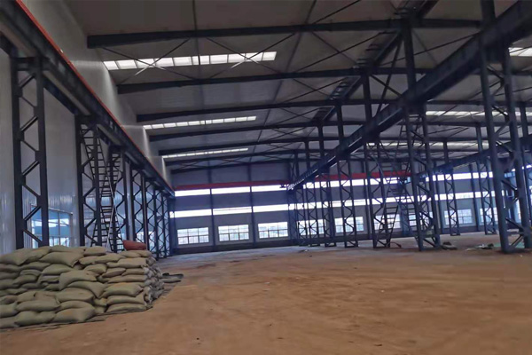 工業(yè)車間大棚預制鋼結構倉庫